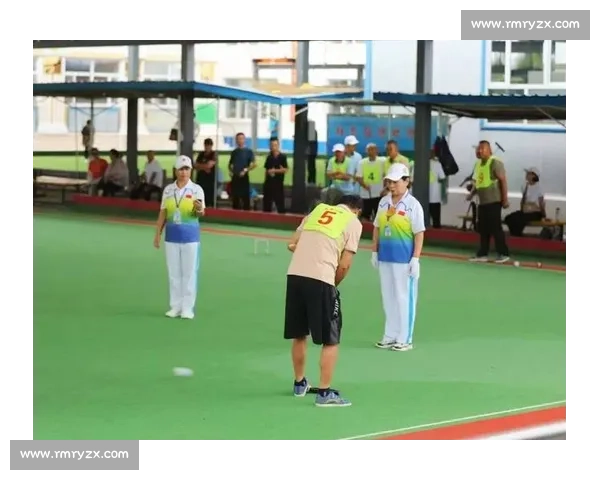 银龄挥杆燃赛场！近 300 名老年运动员门球交锋